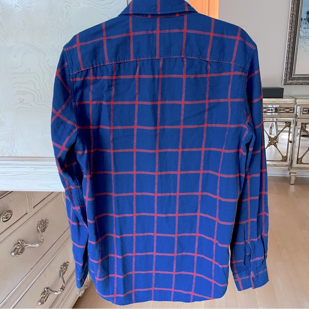 American Eagle Plaid Flannel Long Sleeve Button Down Shirt - Picture 3 of 8